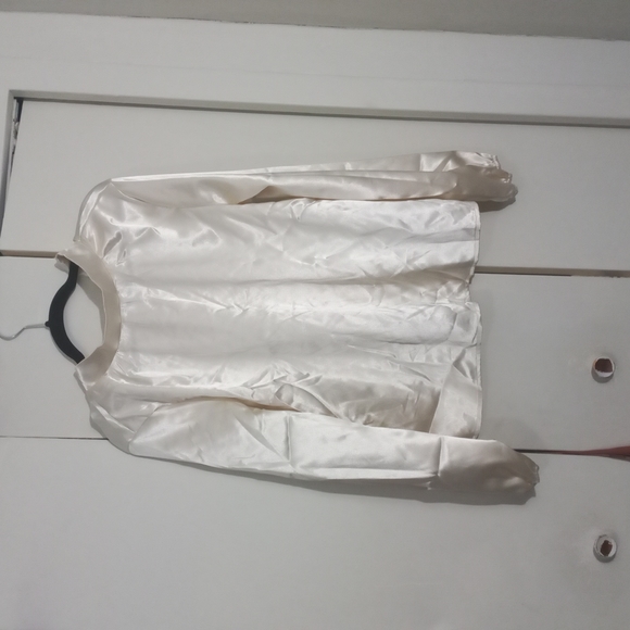 Satin Keyhole Back Mock Neck Bishop Sleeve Blouse & Ruched Skirt Without Chain - Picture 2 of 2